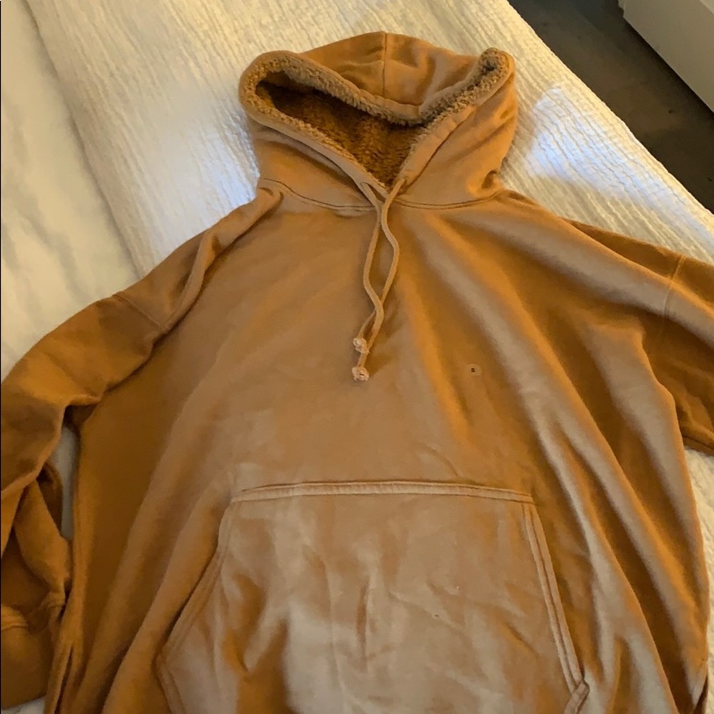 brown sweatshirt